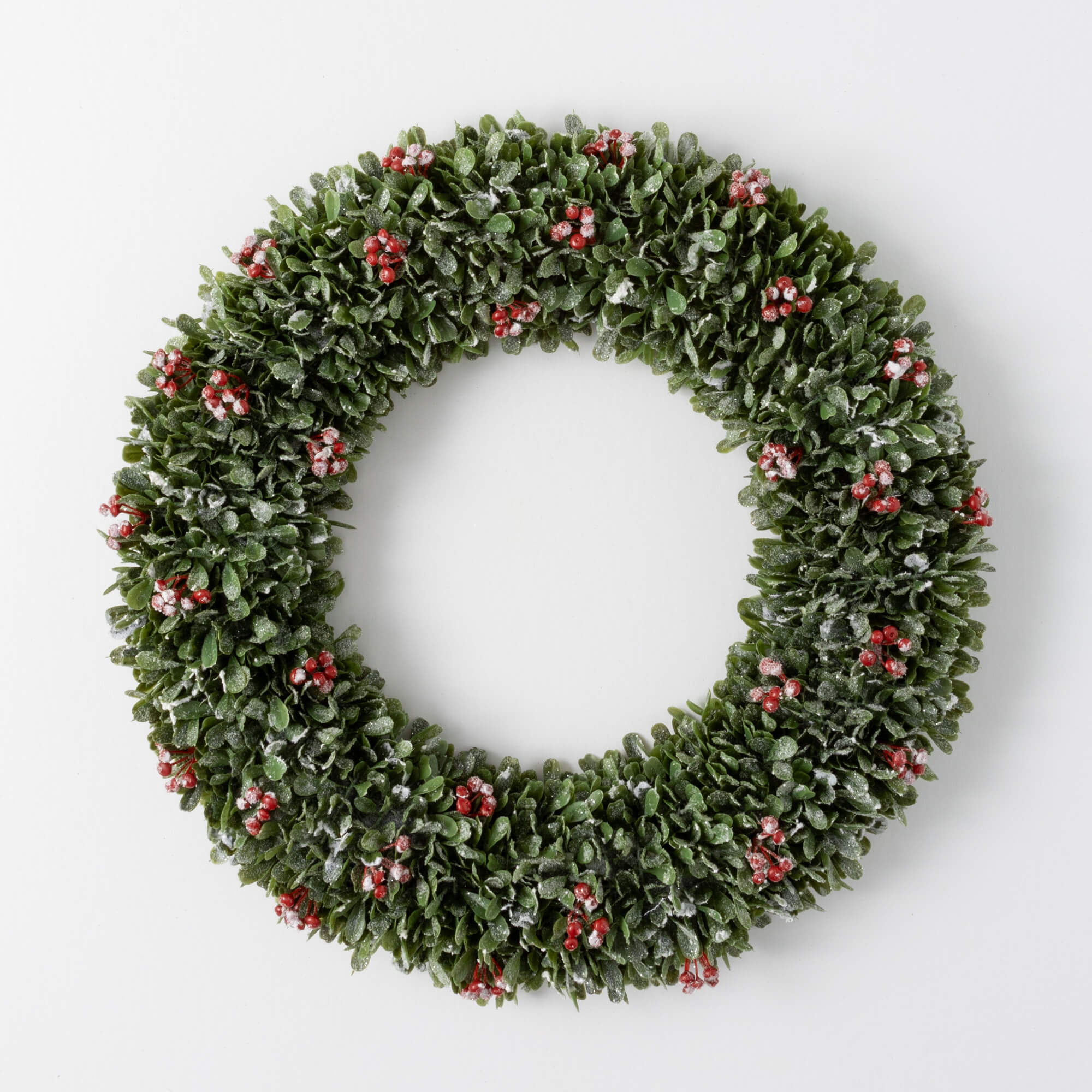 BOXWOOD BERRY WREATH