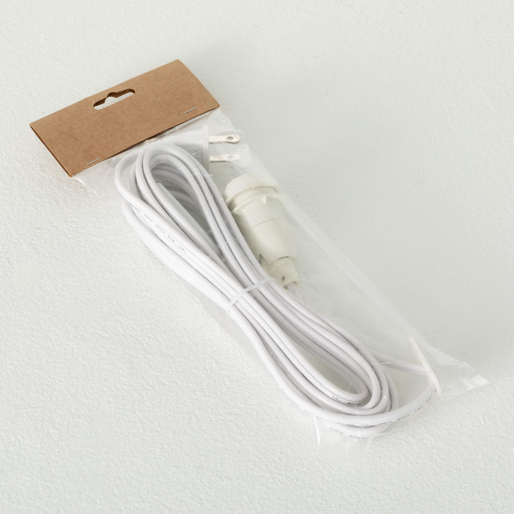 WHITE UL ELECTRICAL CORD