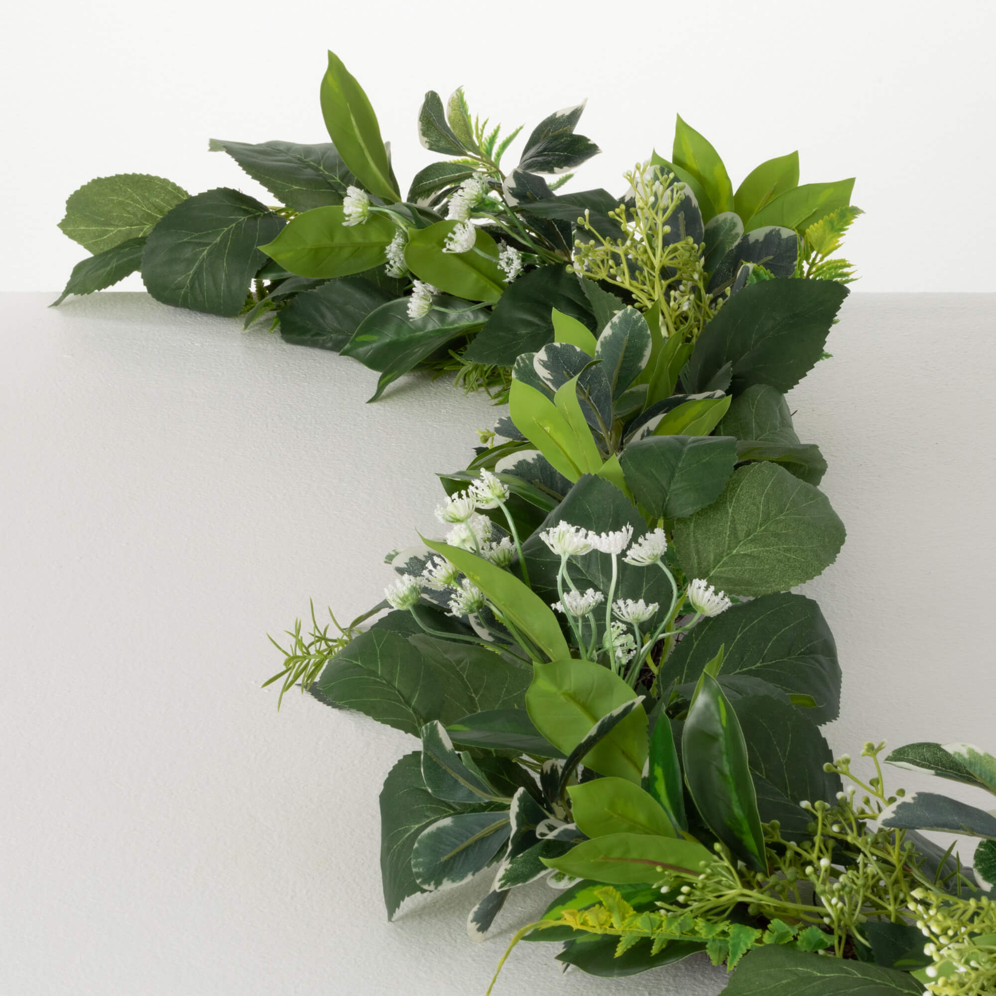 MIXED FOLIAGE GARLAND