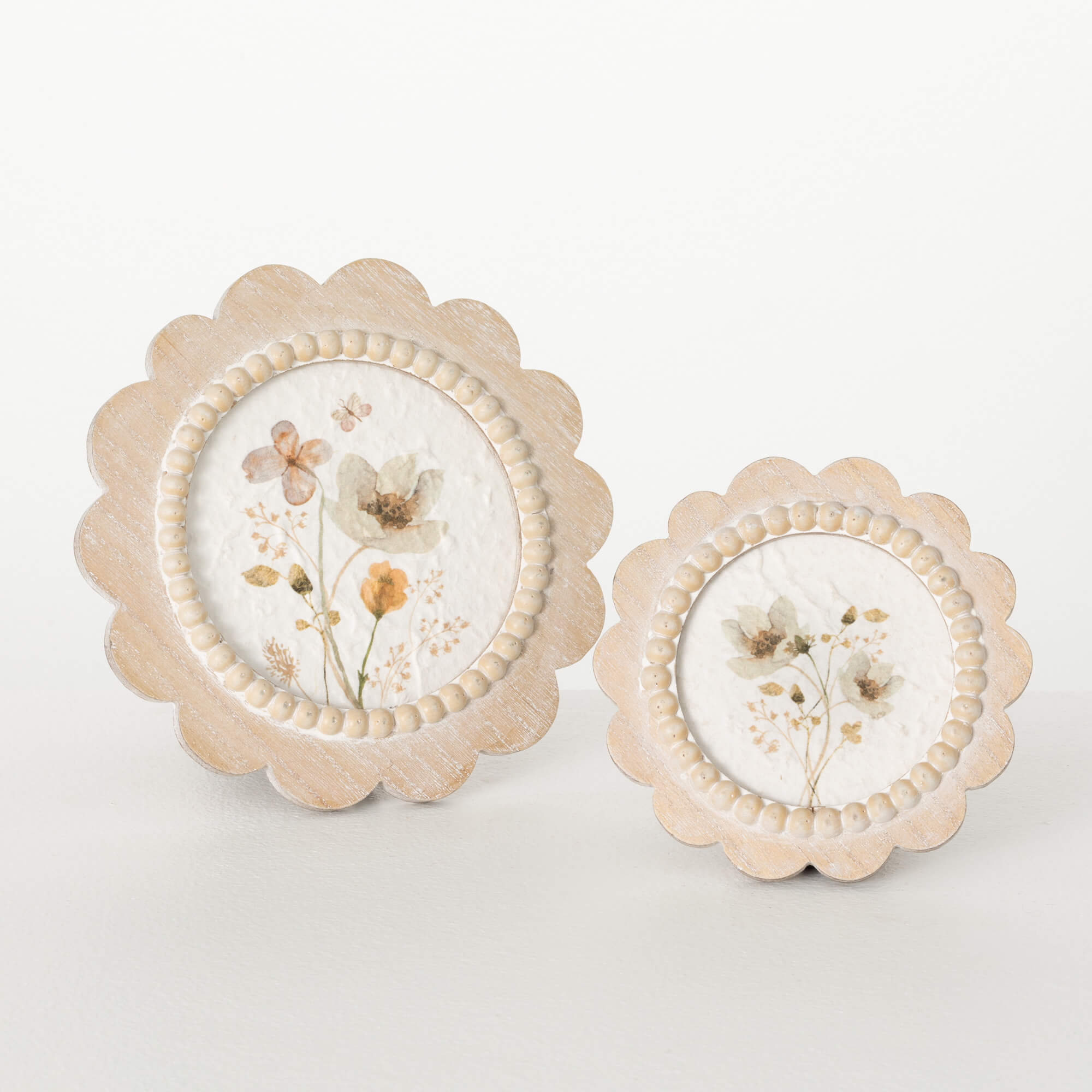 ROUND SCALLOPED FRAME SET OF 2