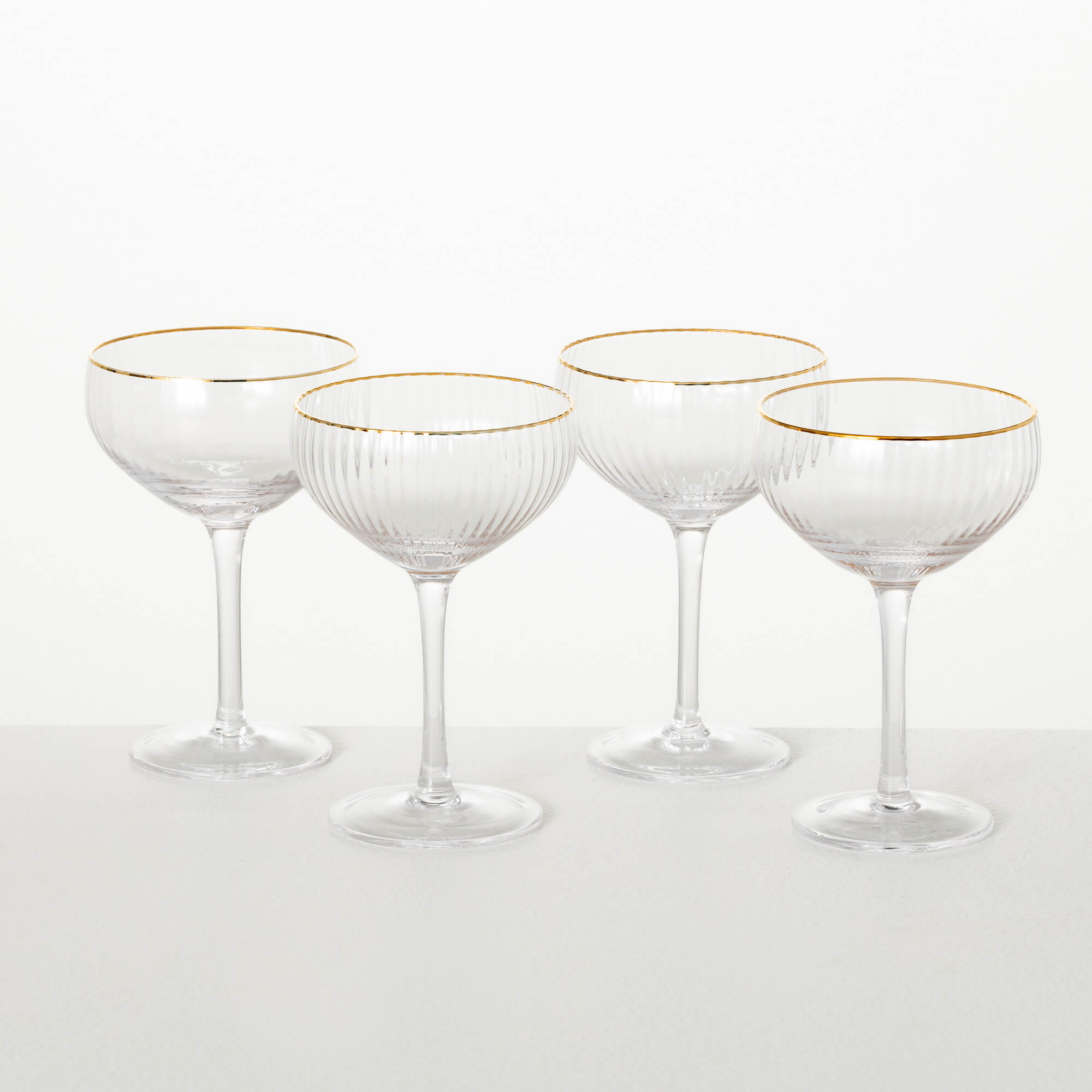 GOLD RIMMED CHAMPAGNE GLASS 4