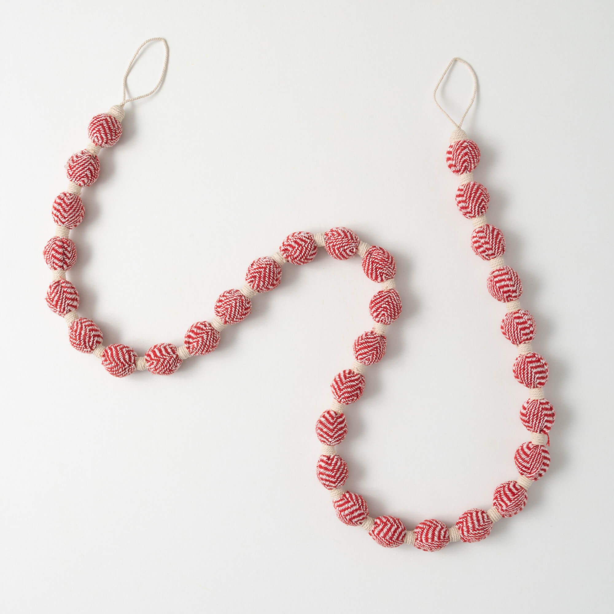 RED HERRINGBONE BALL GARLAND