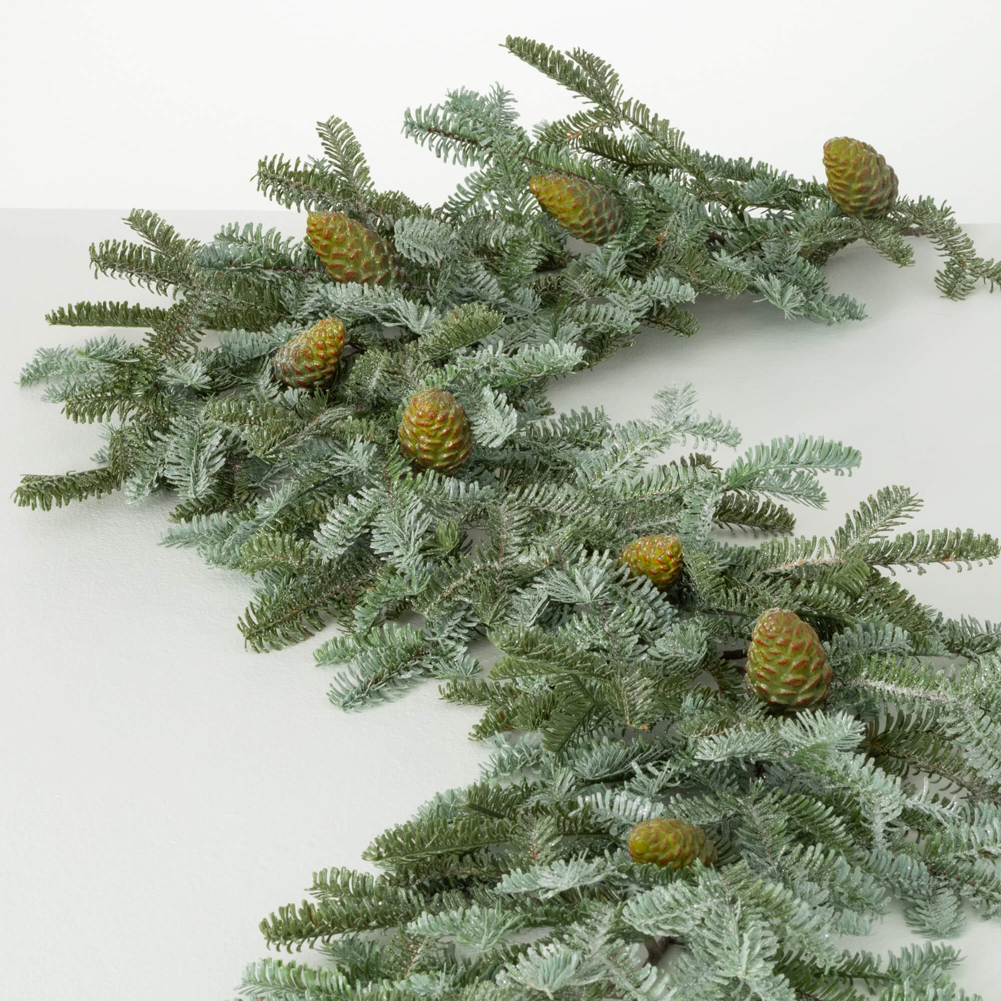 NOBEL PINE GARLAND