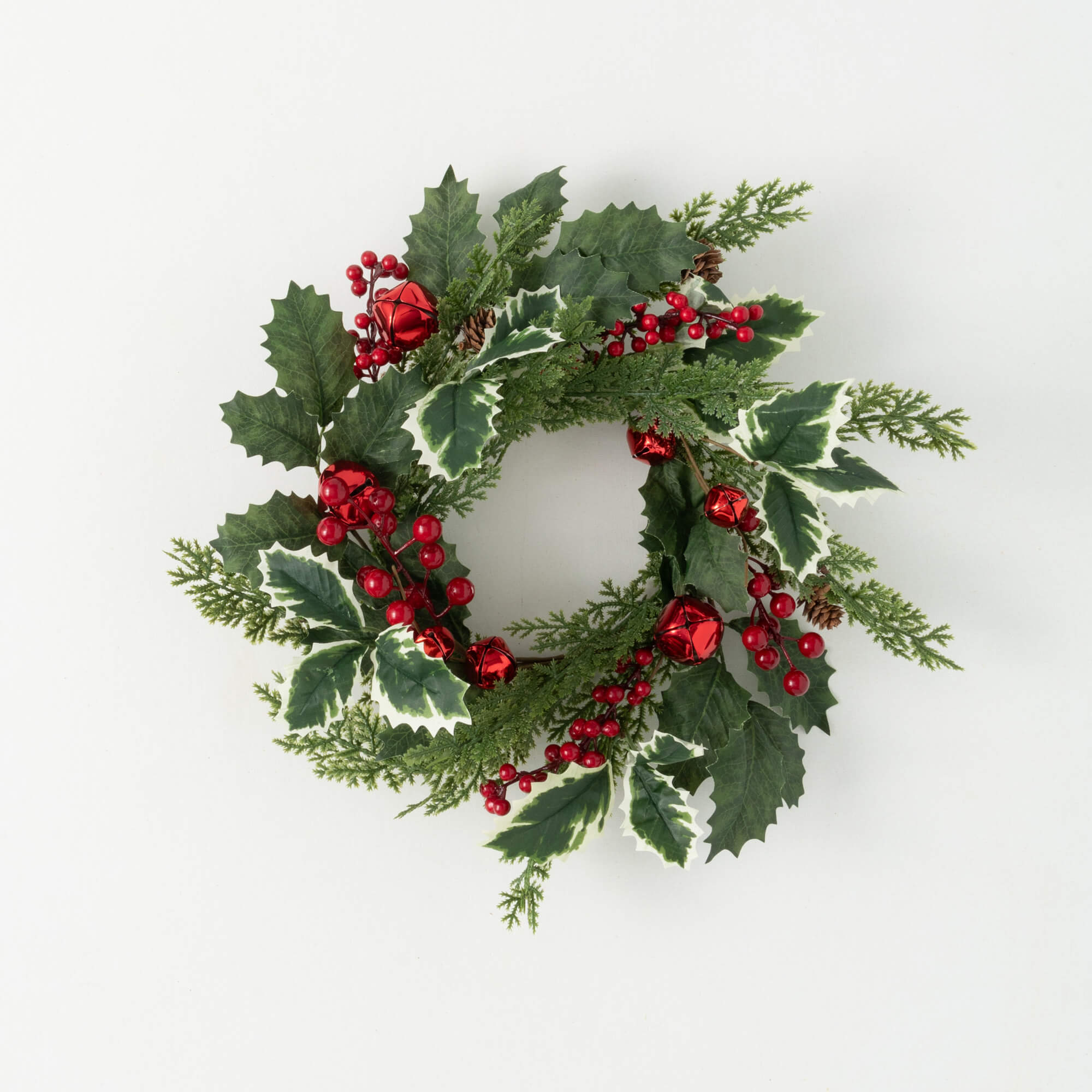 BELL HOLLY PINE MINI WREATH