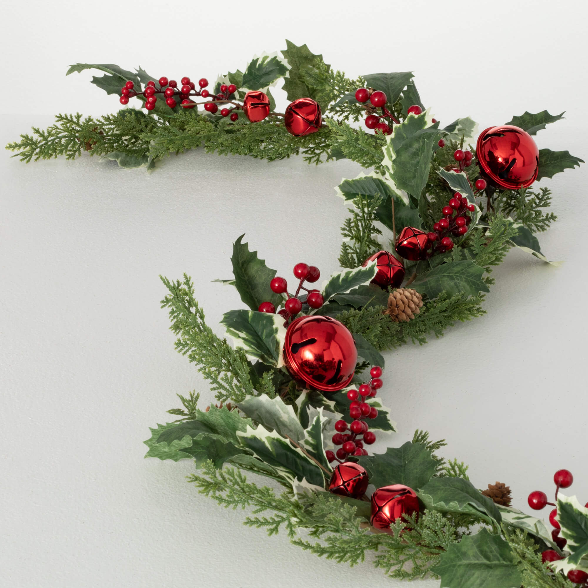 JINGLE BELL HOLLY PINE GARLAND