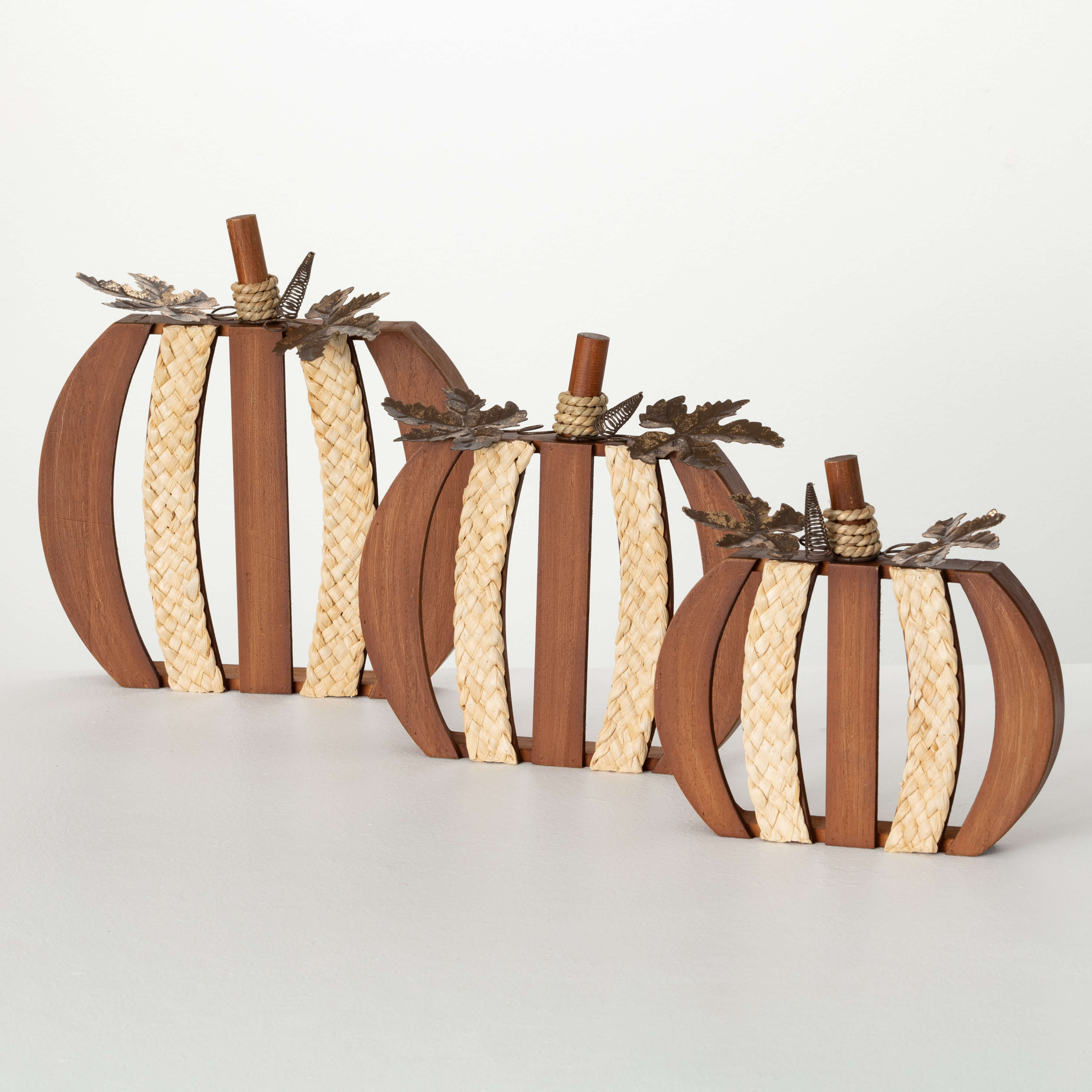 WOOD NOVELTY PUMPKIN DECOR SET