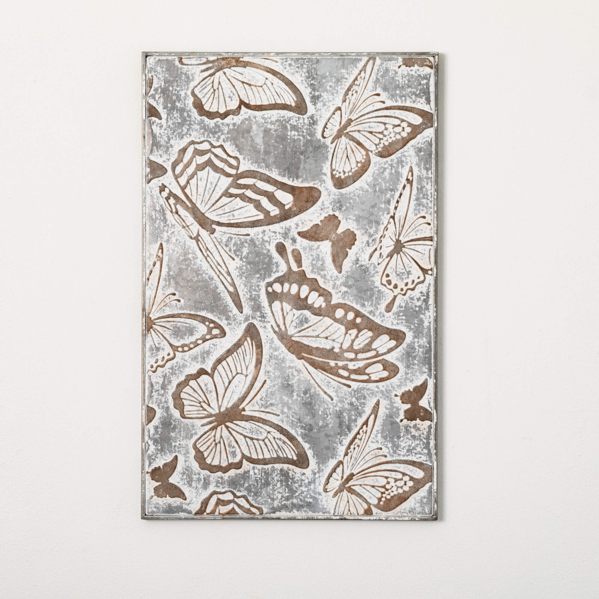 METAL RELIEF BUTTERFLY PANEL