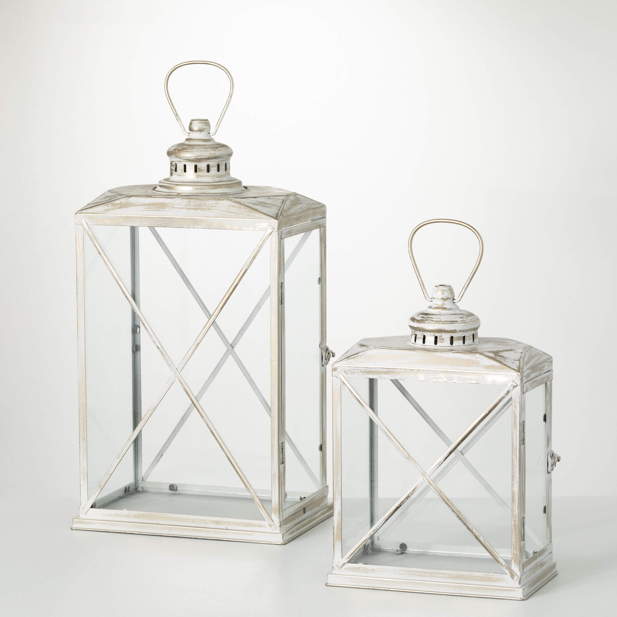 DISTRESSED LANTERN SET