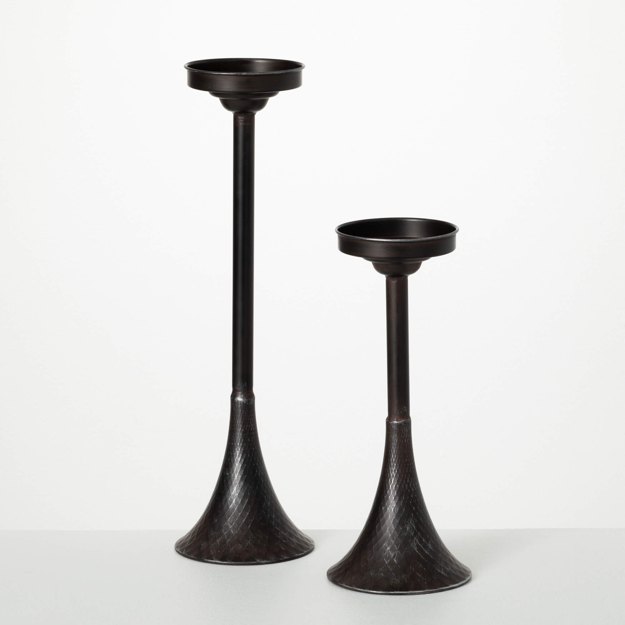 BELL-SHAPED CANDLE HOLDER SET