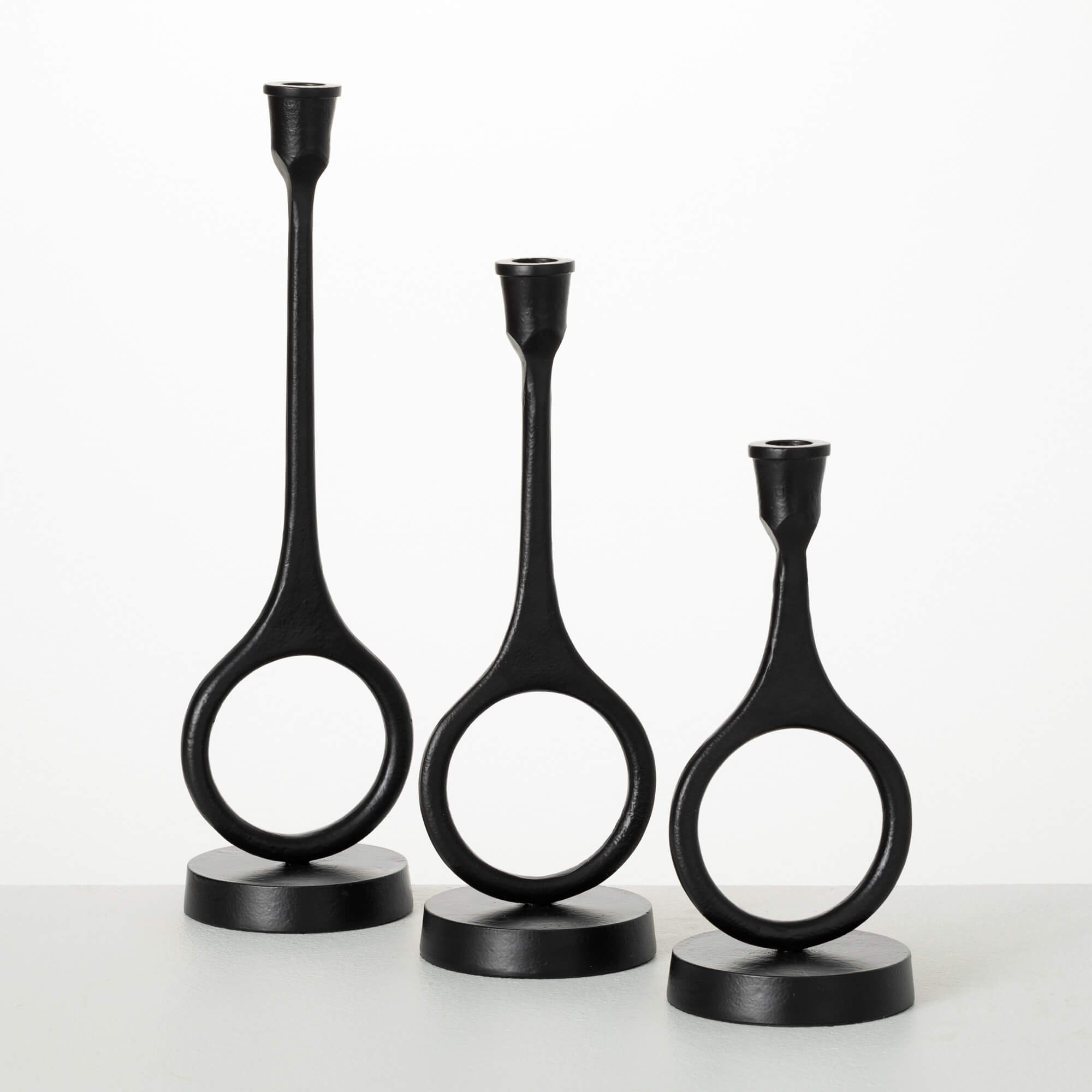 MODERN BLACK CANDLEHOLDER SET