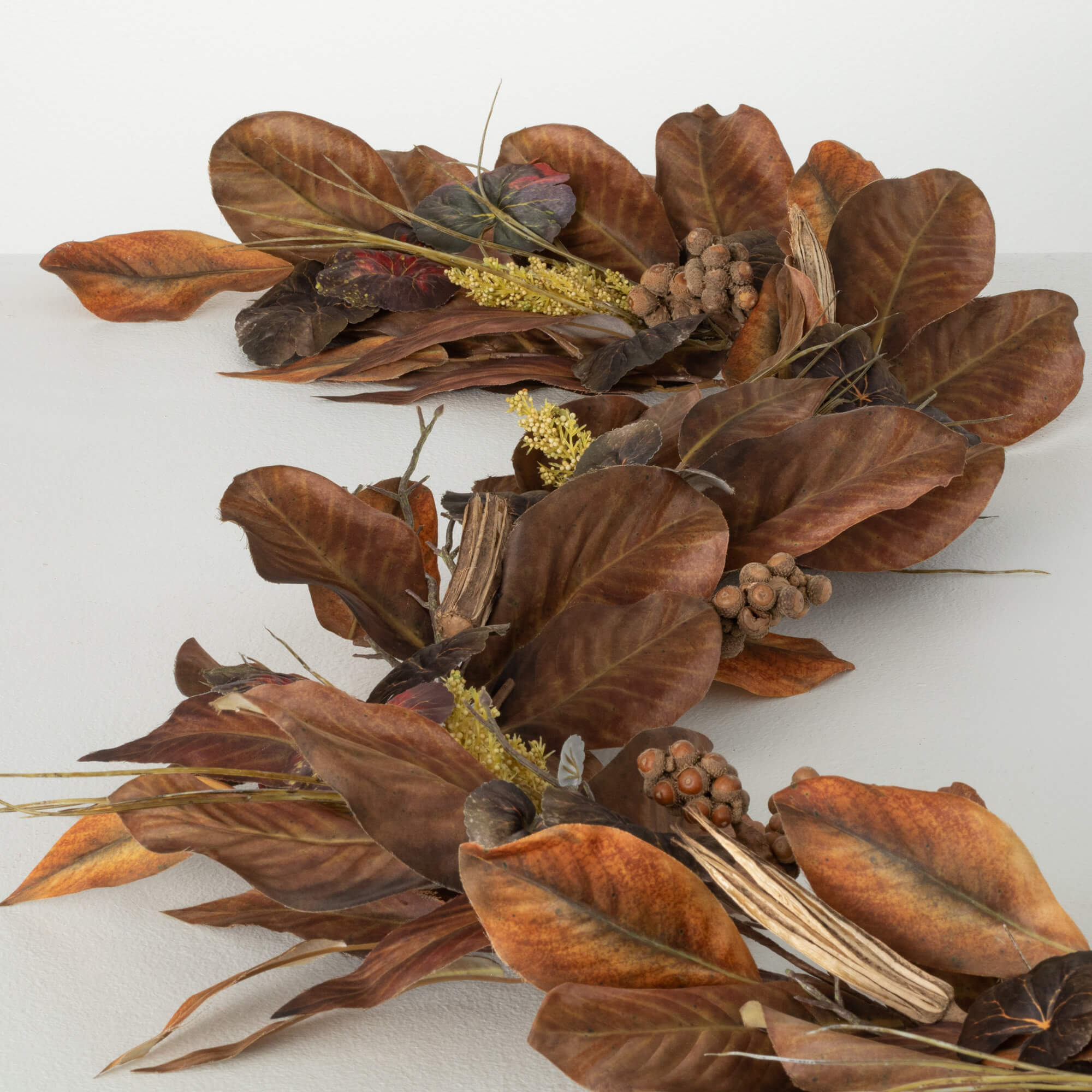 MAGNOLIA LEAF MIXED GARLAND