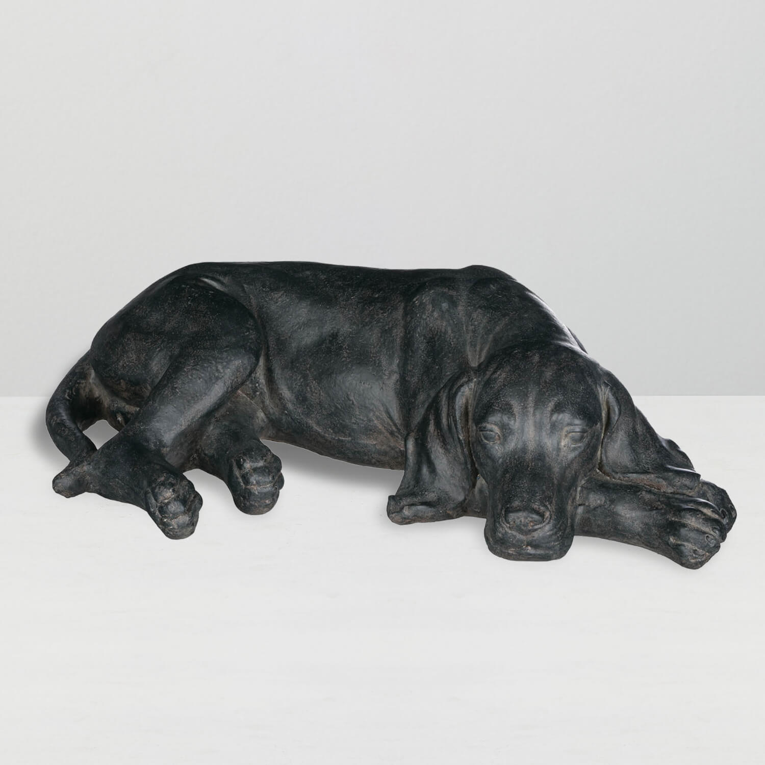 BLACK LABRADOR DOG STATUE