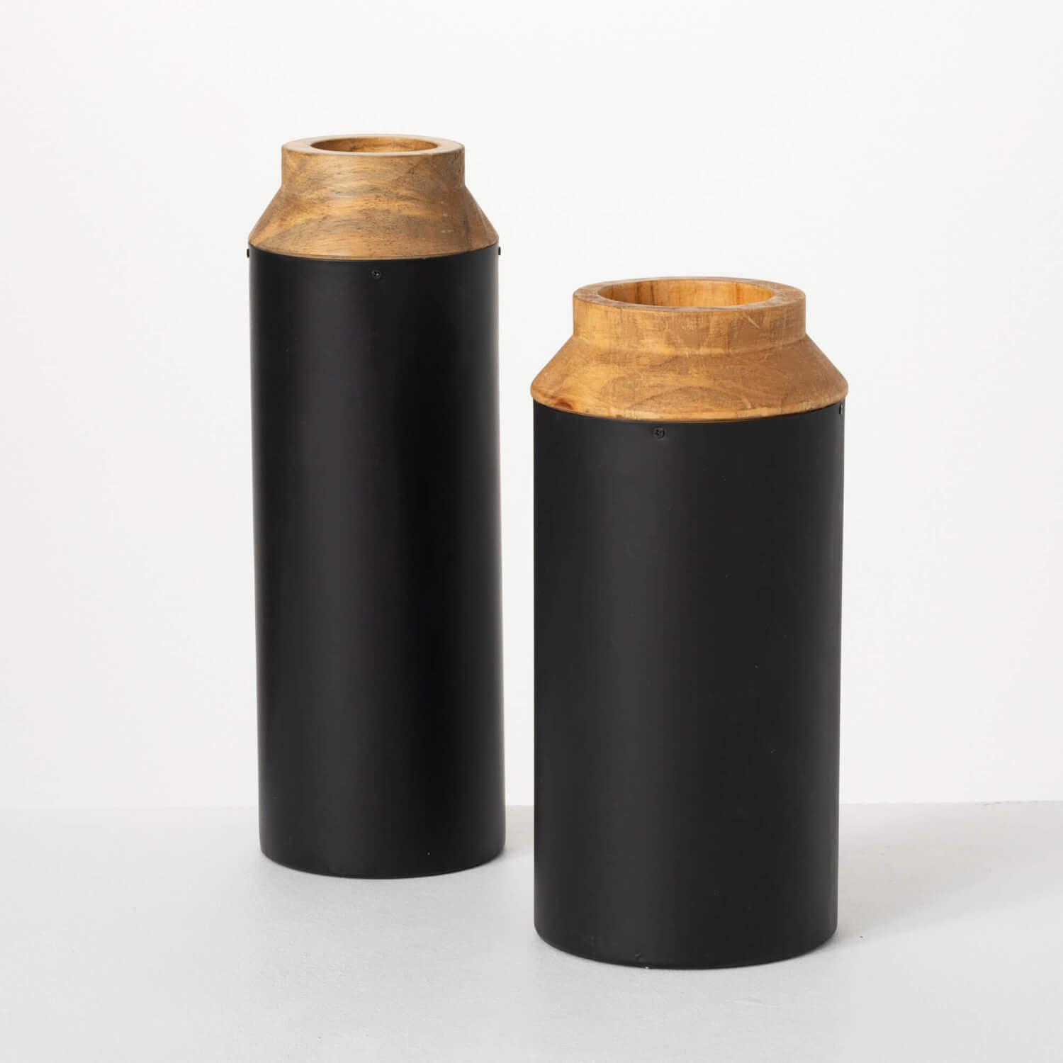 WOOD BLACK VASES SET OF 2