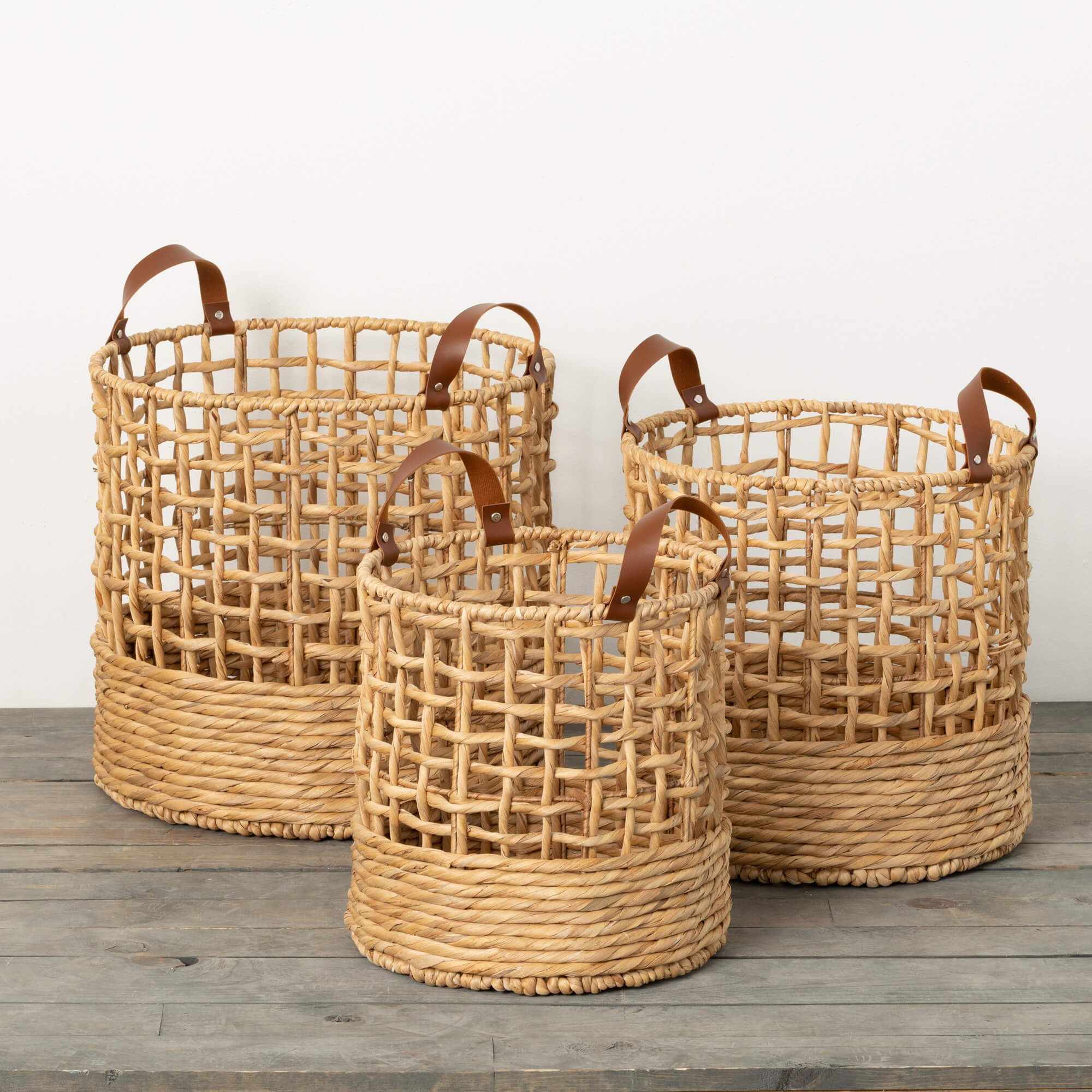 OPEN WEAVE HANDLED BASKETS 3