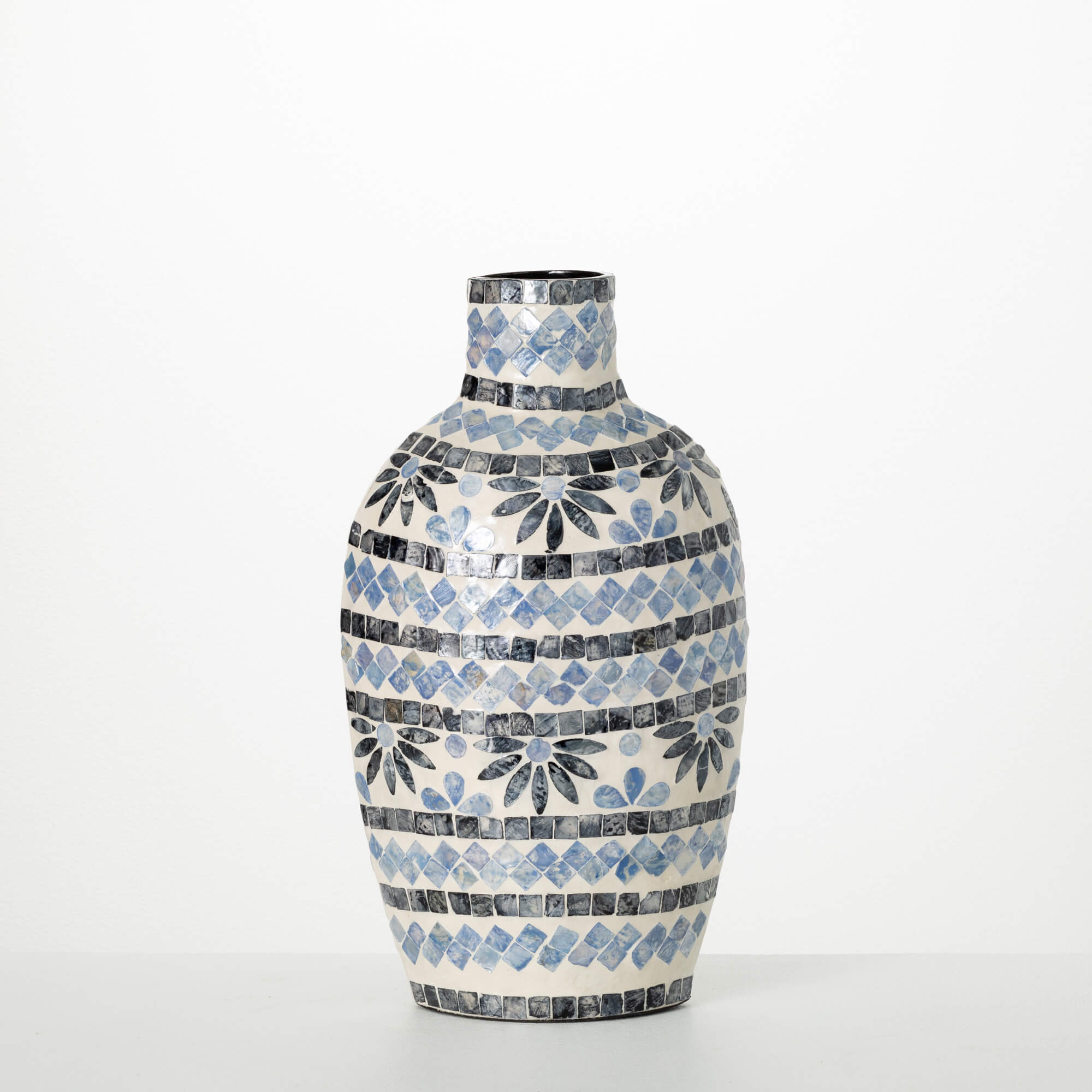 SMALL BLUE & WHITE CAPIZ VASE