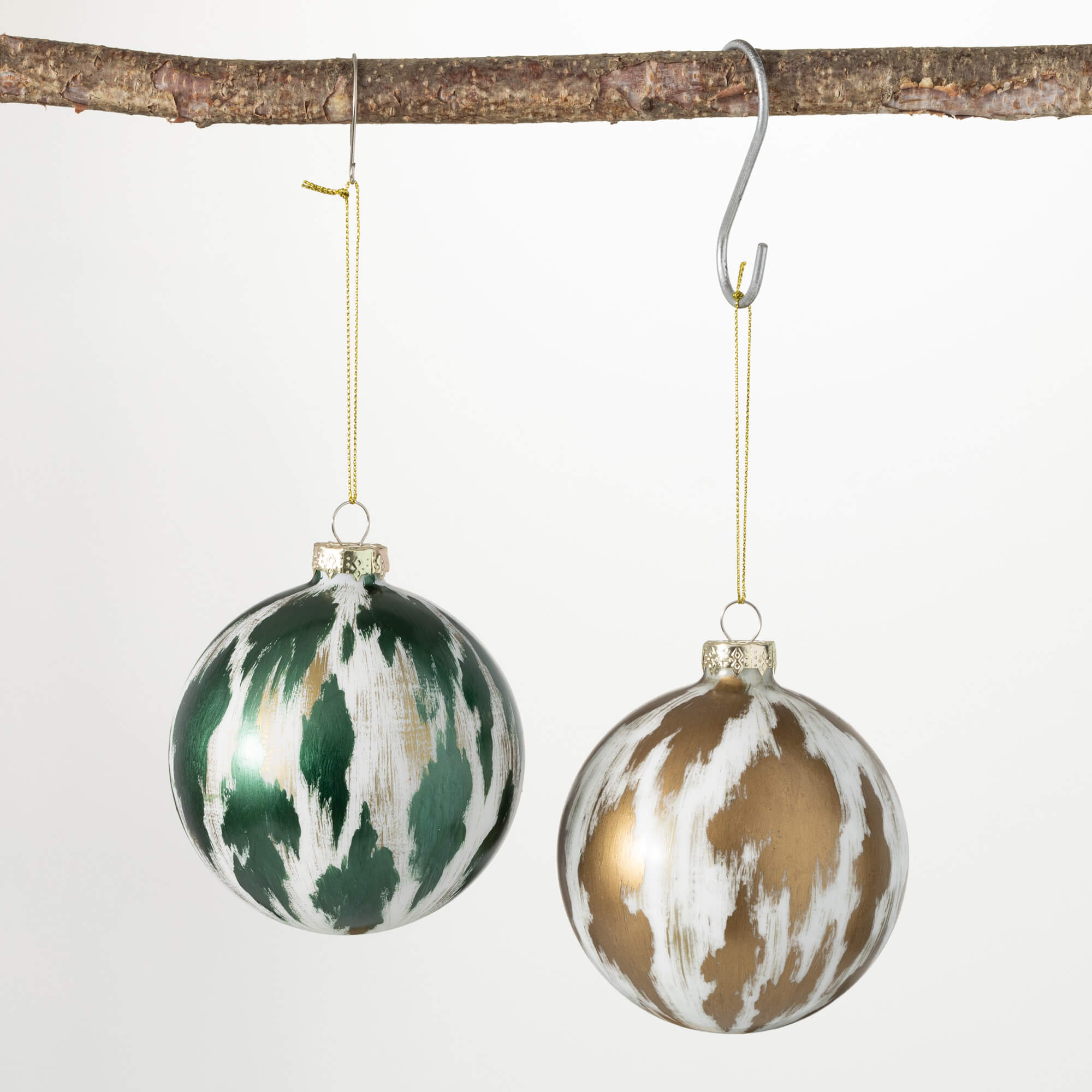 DISTRESSED BALL ORNAMENT SET