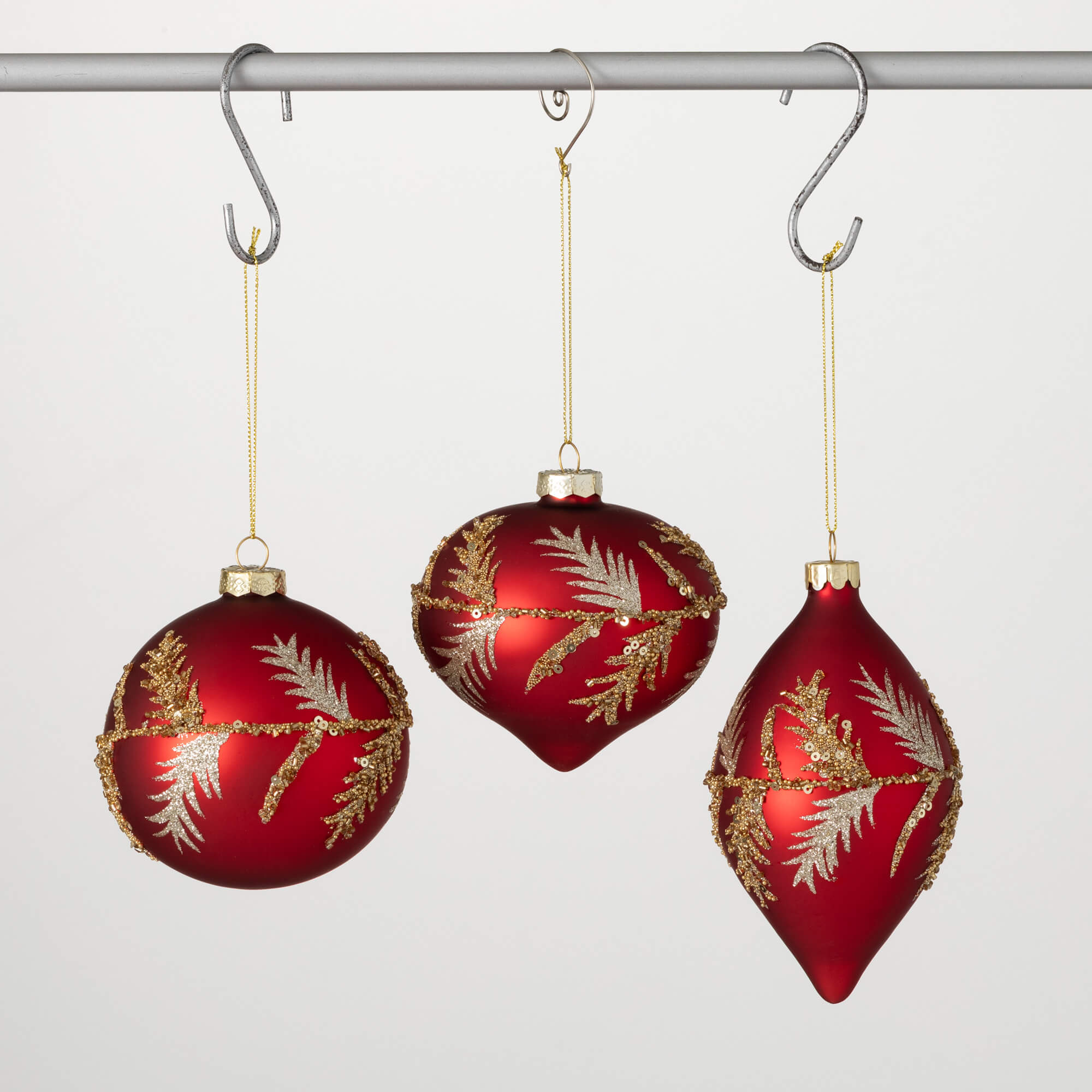 GOLD EMBELLISHED RED ORNAMENTS