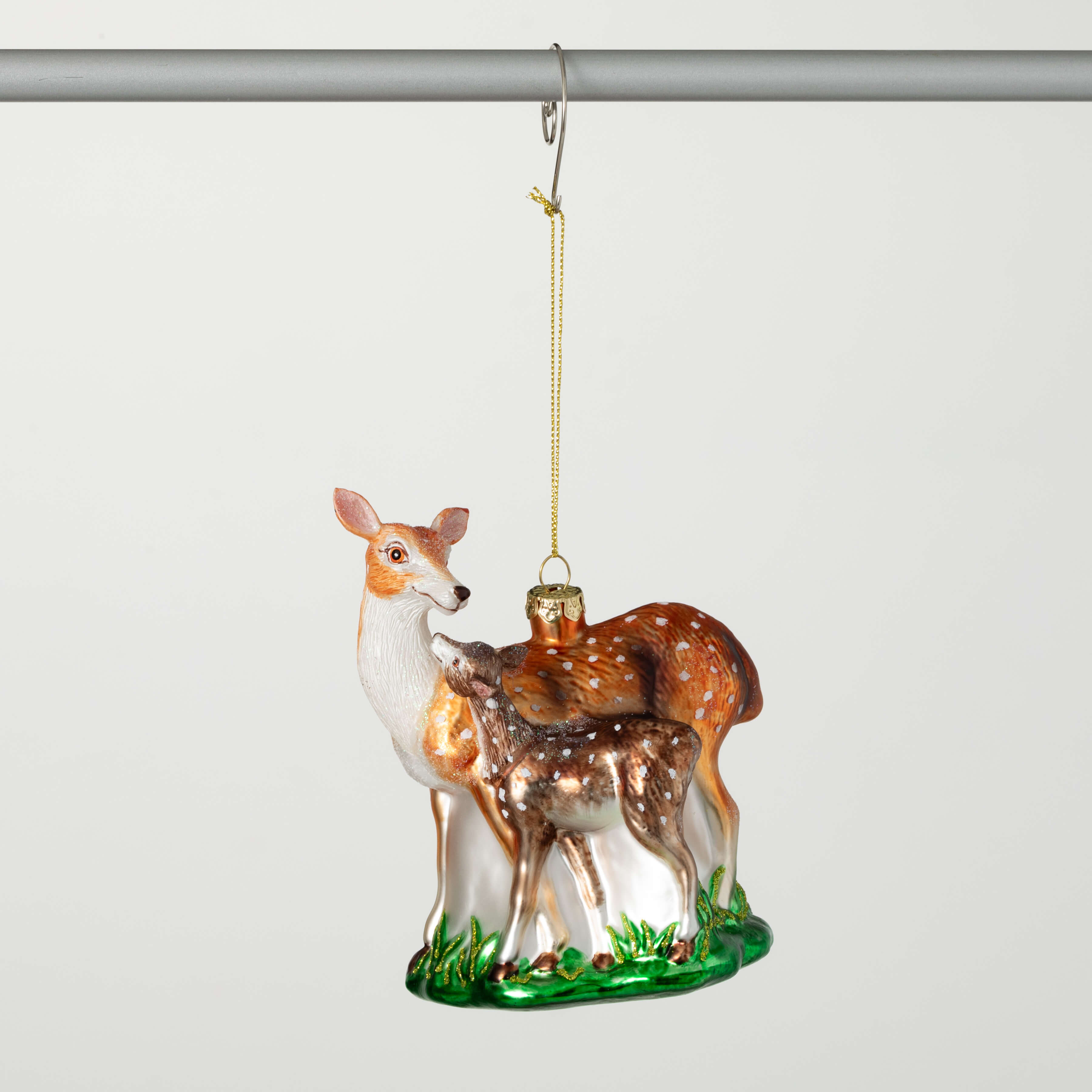 RETRO SPOTTED DEER ORNAMENT