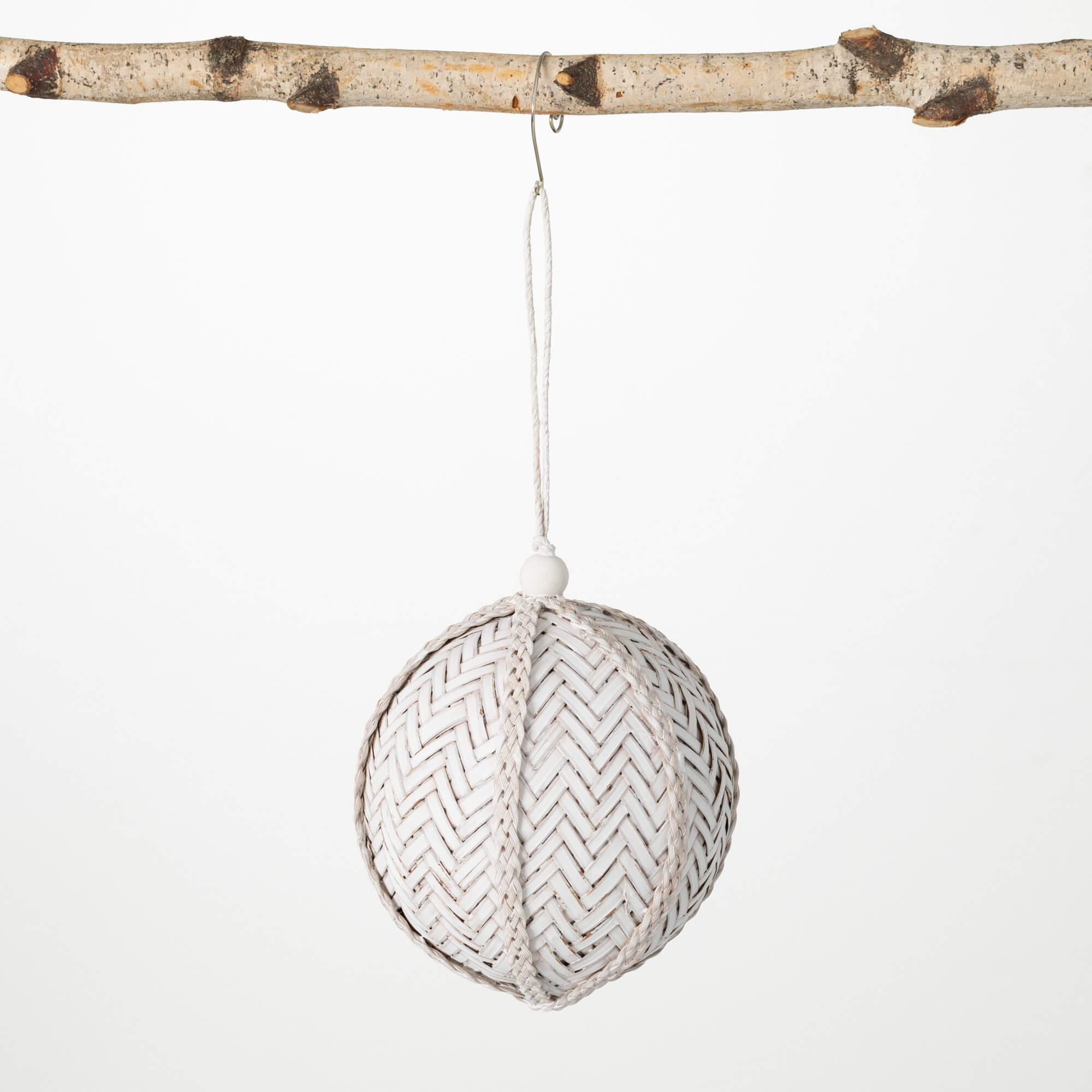 WOVEN WHITEWASH BALL ORNAMENT