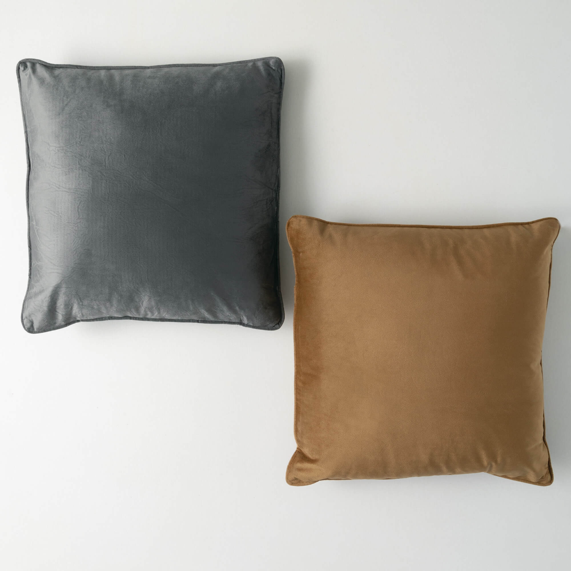 GOLD SILVER VELVET PILLOW SET