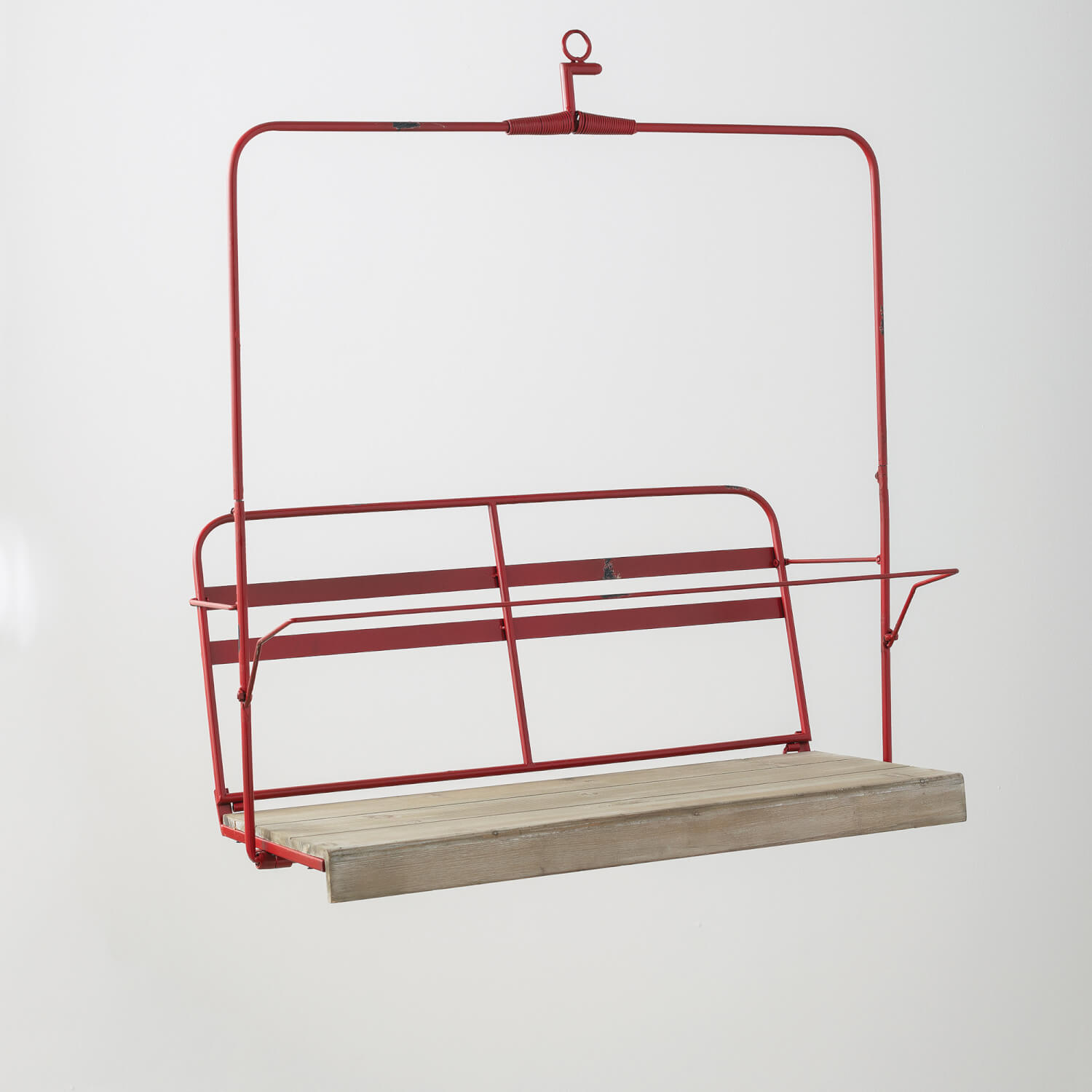 33" HANGING SKI LIFT SHELF