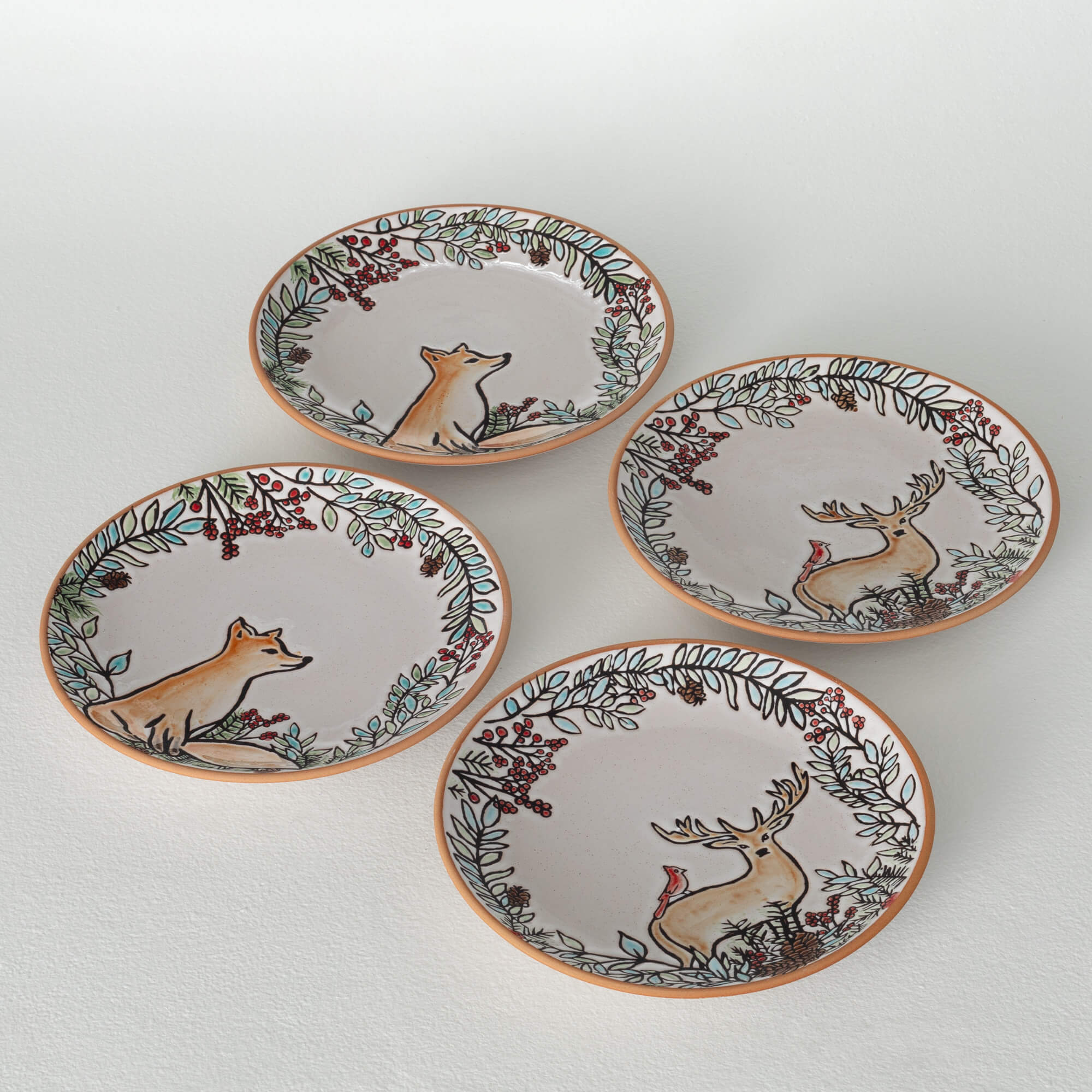 EMBOSSED WOODLAND SNACK PLATES