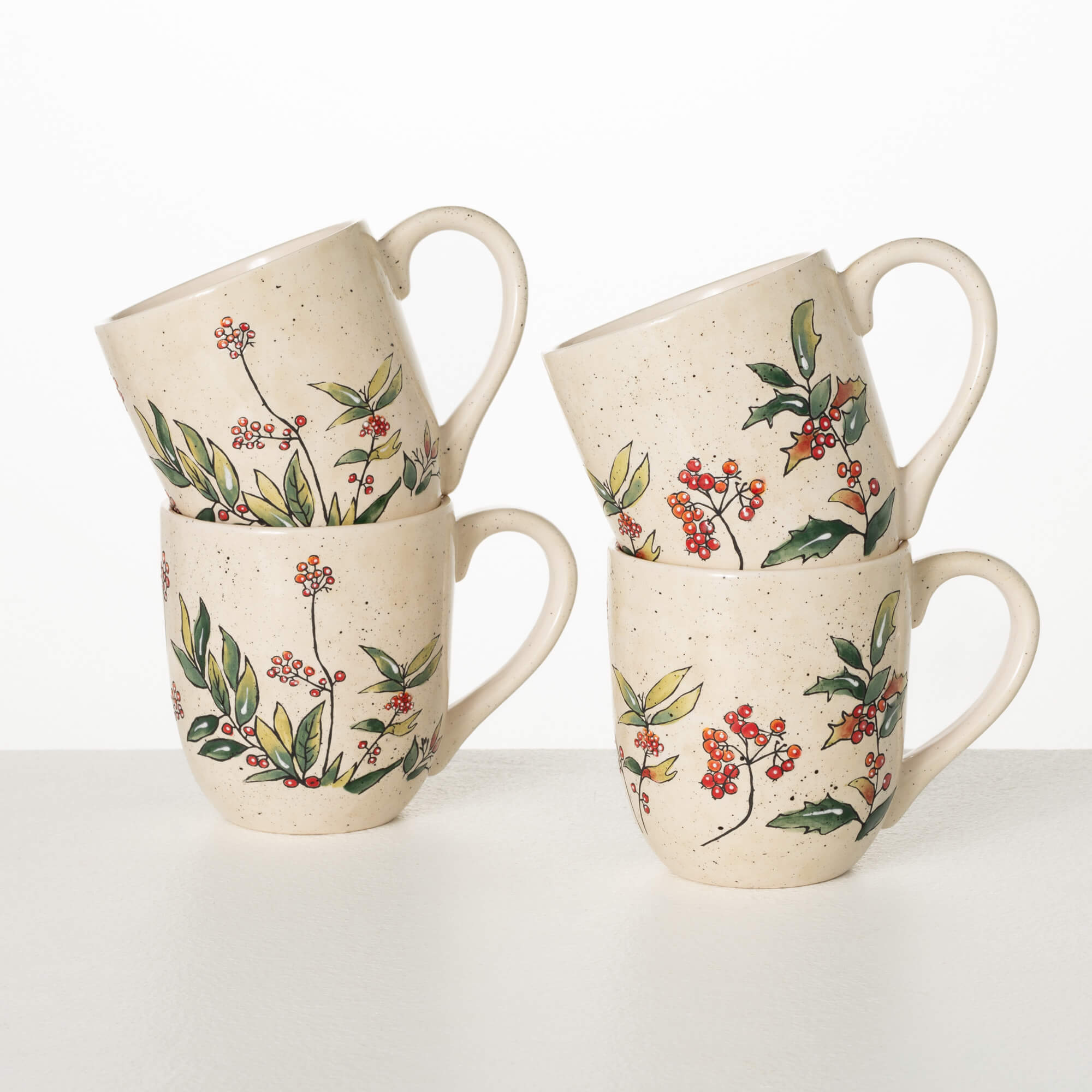 HOLLY BERRY MUG SET OF 4