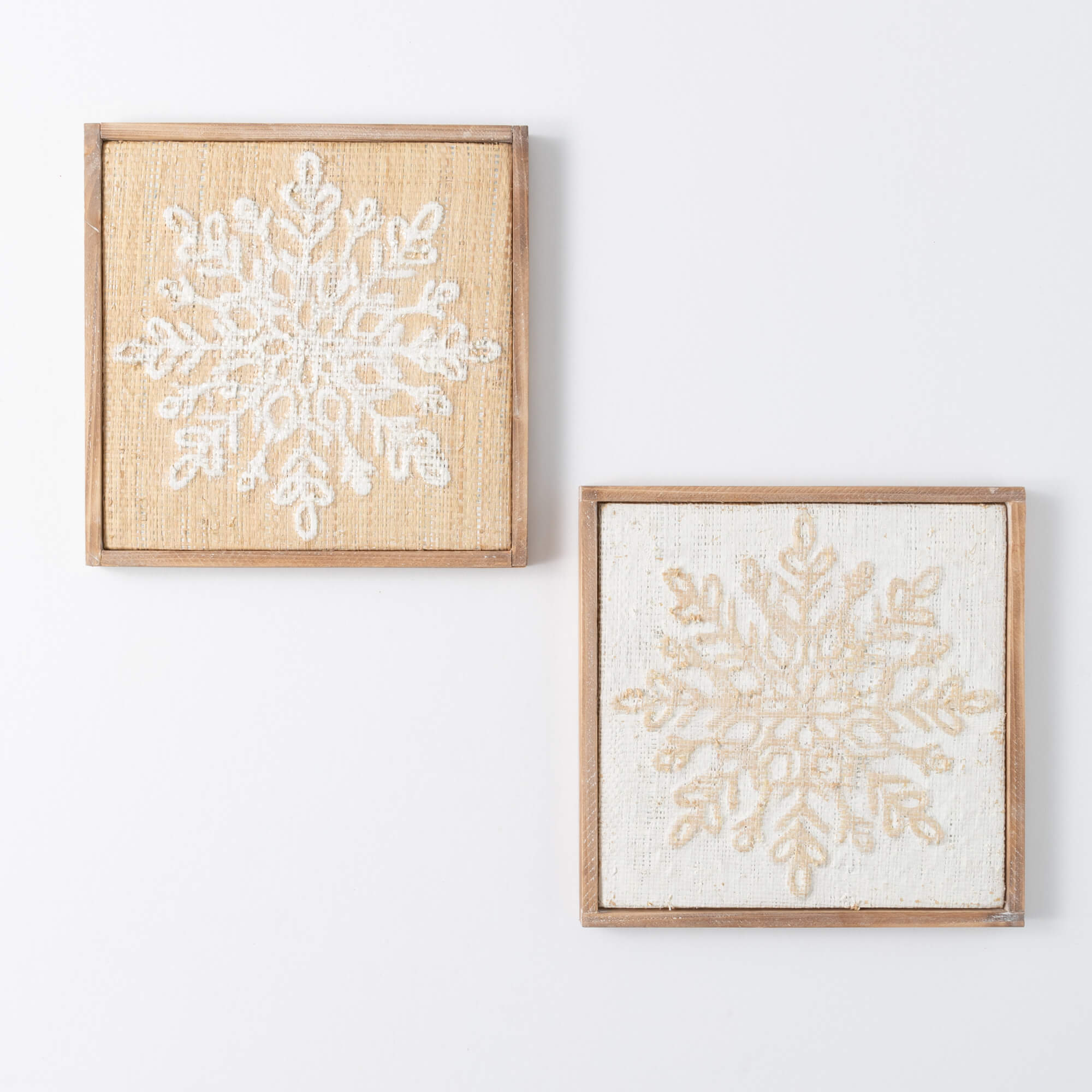 SNOWFLAKE WALL DECOR Set 2