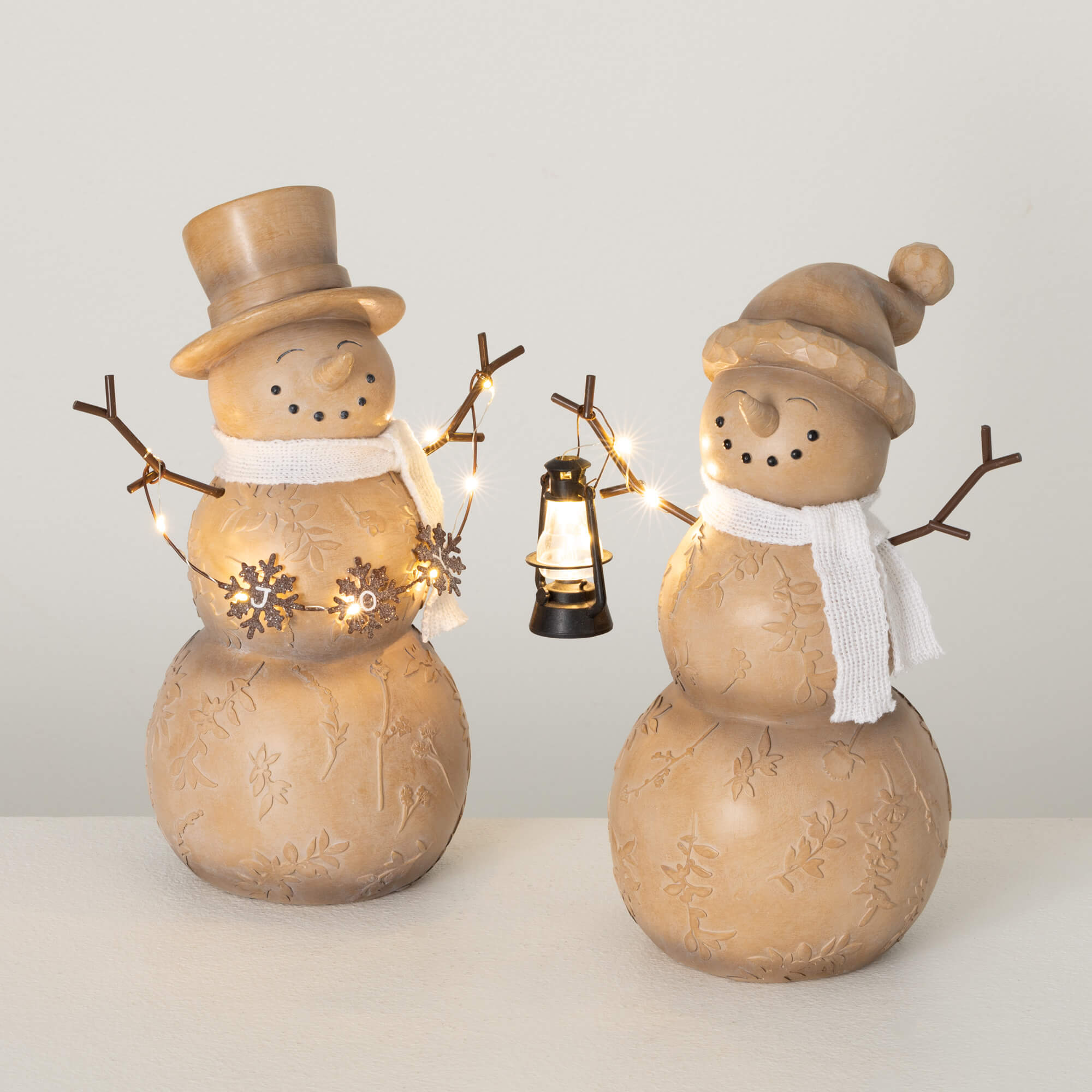 WOODLIKE SNOWMEN FIGURE SET 2