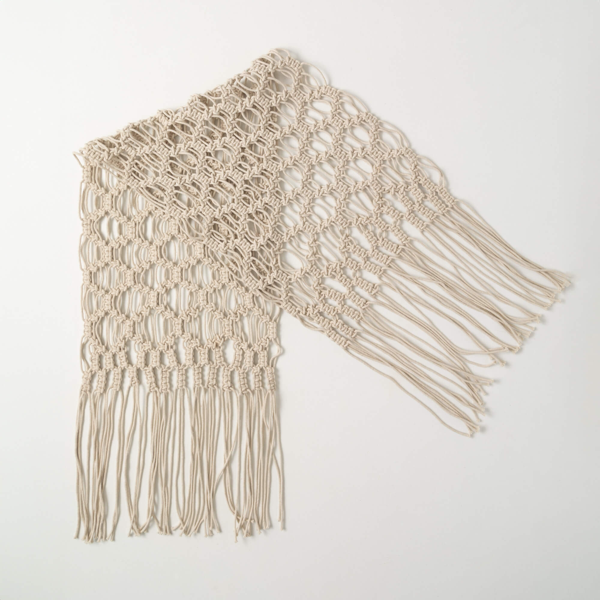 MACRAME TABLE RUNNER