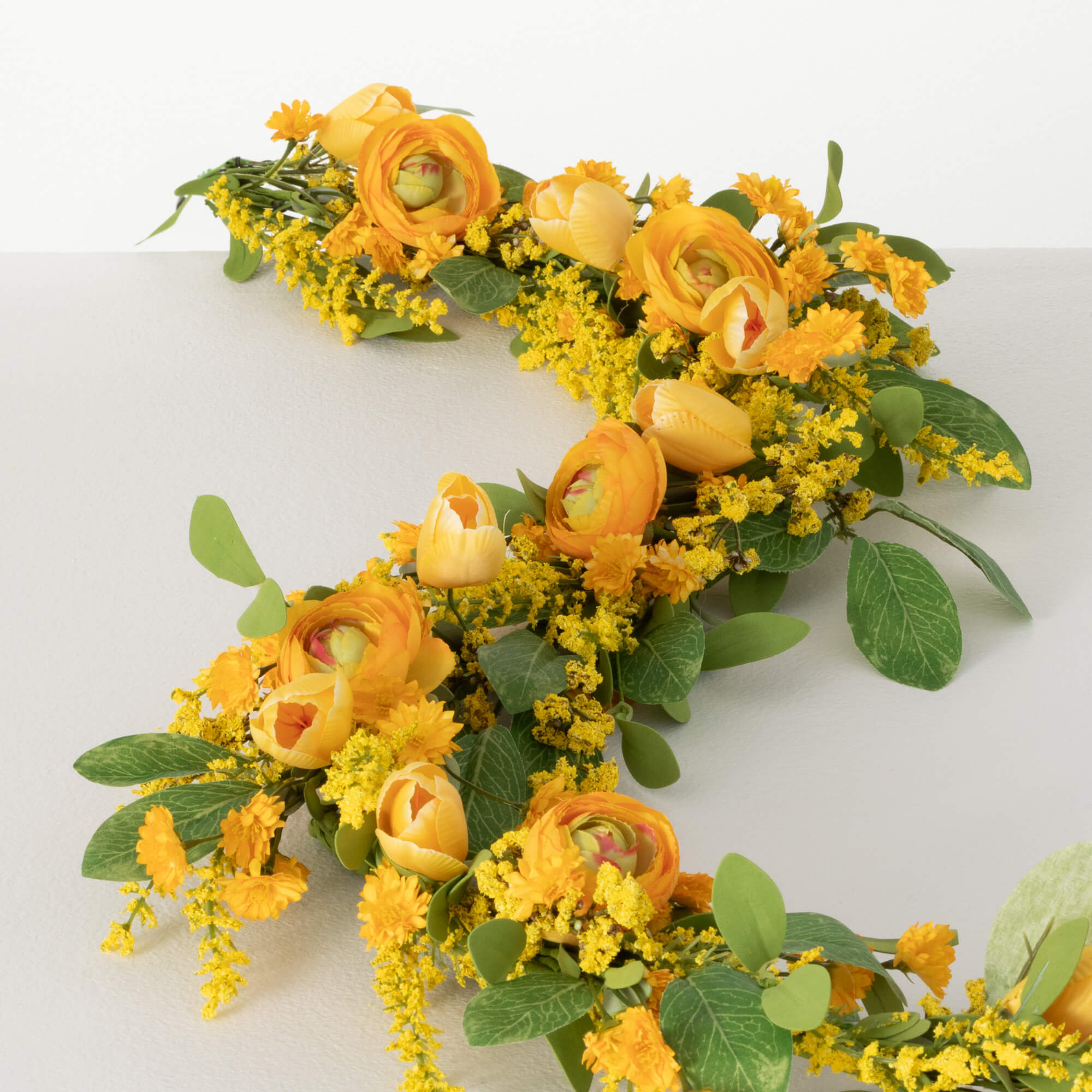 RANUNCULUS GARLAND