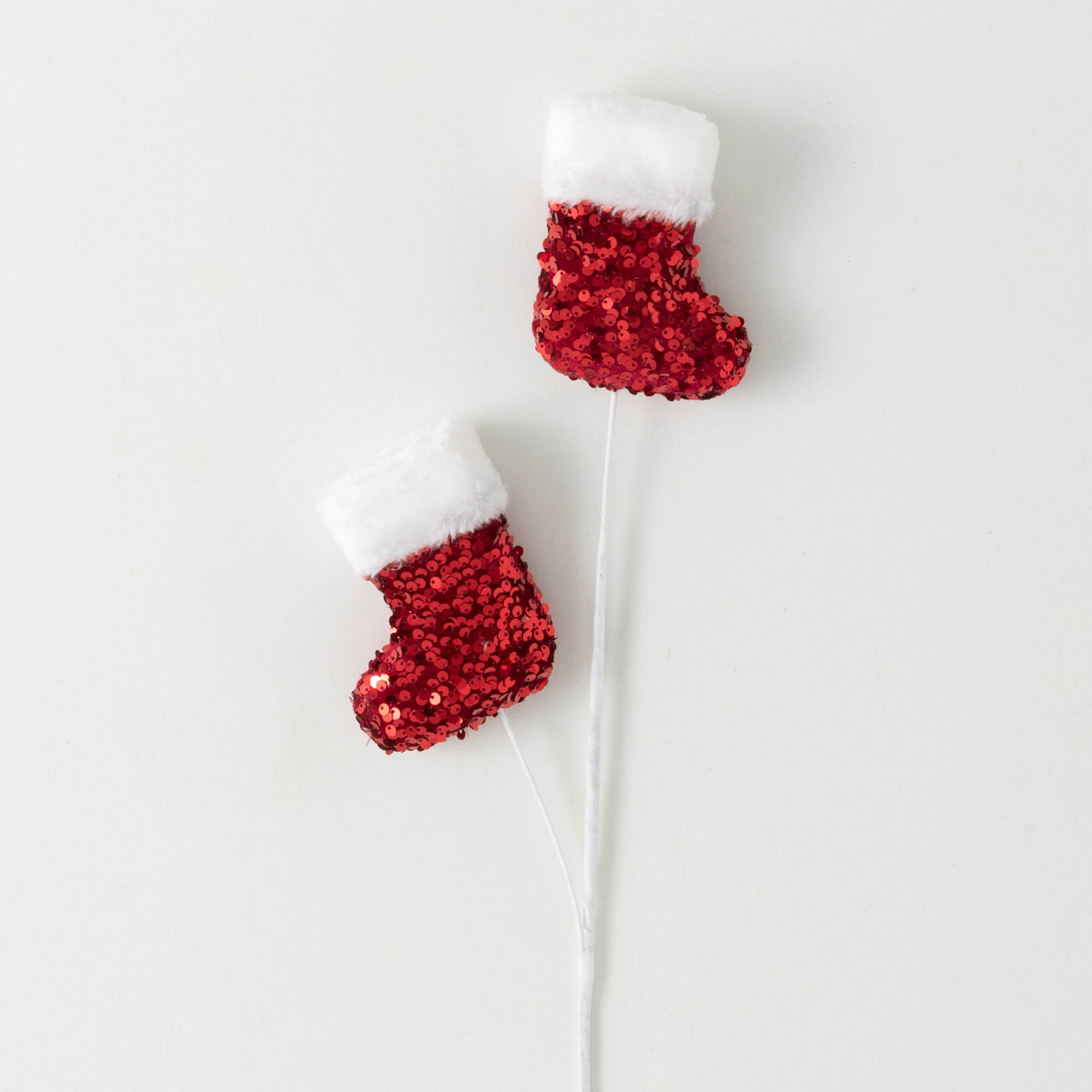 RED GLITTER STOCKING SPRAY