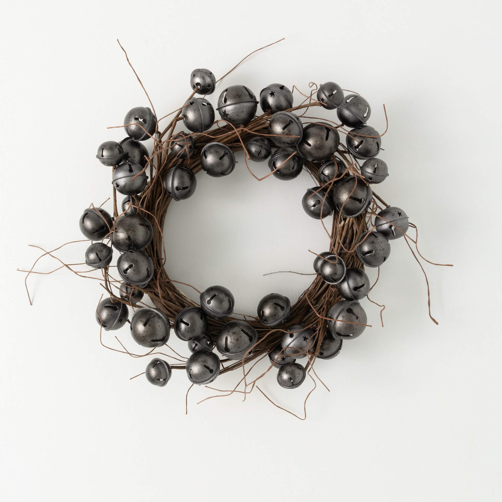 GRAY JINGLE BELL WREATH