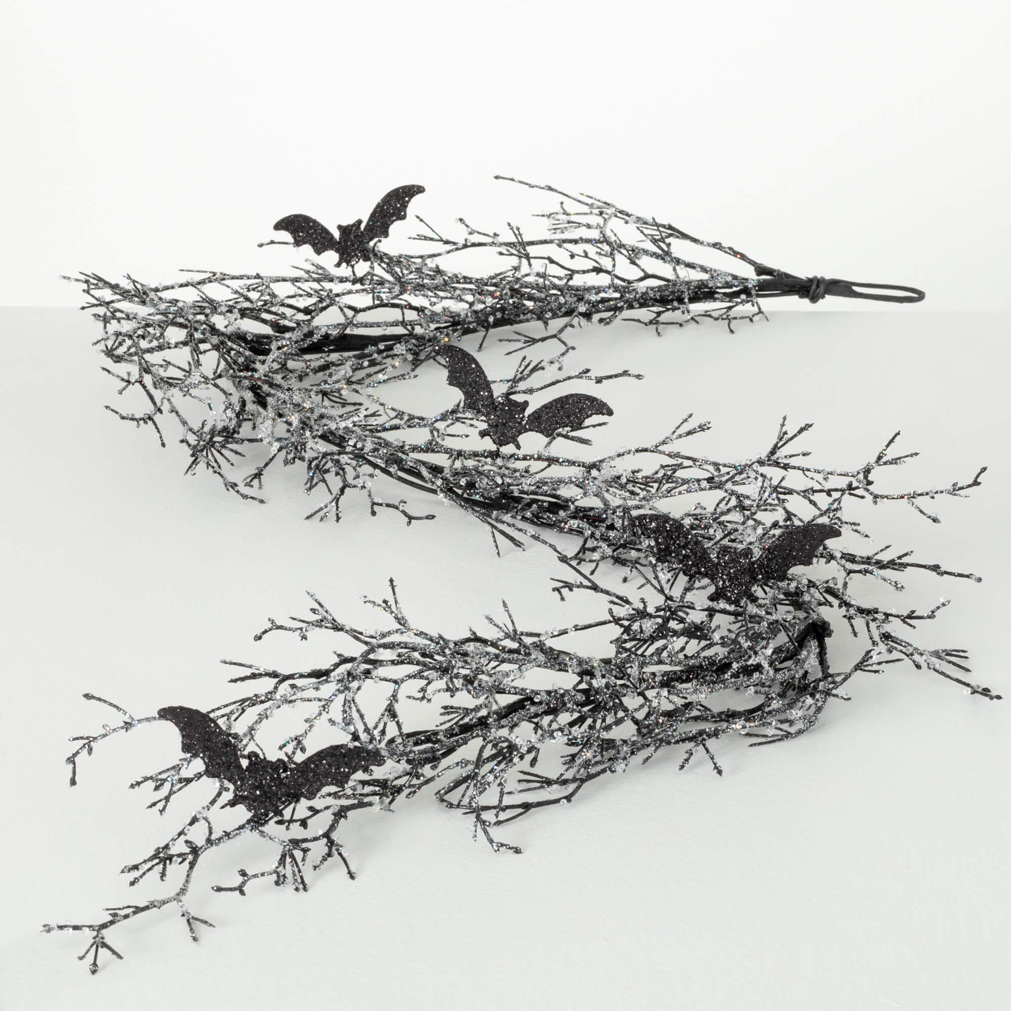 BLACK TWIG BAT GARLAND