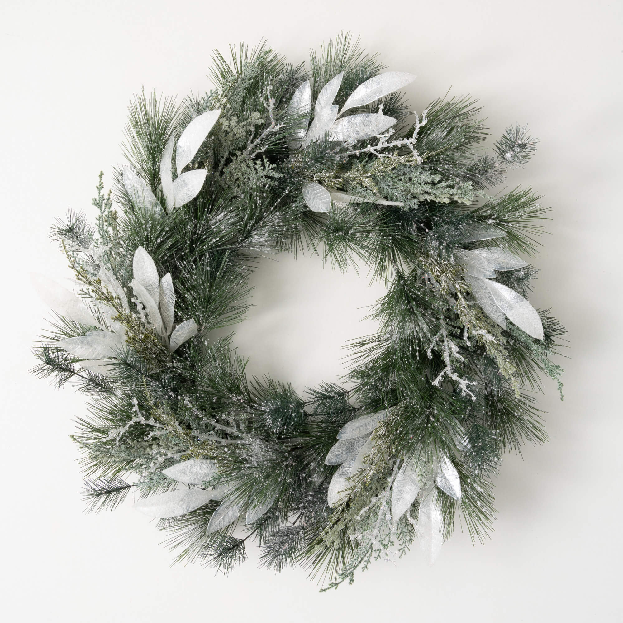 FROSTED SNOW PINE WREATH