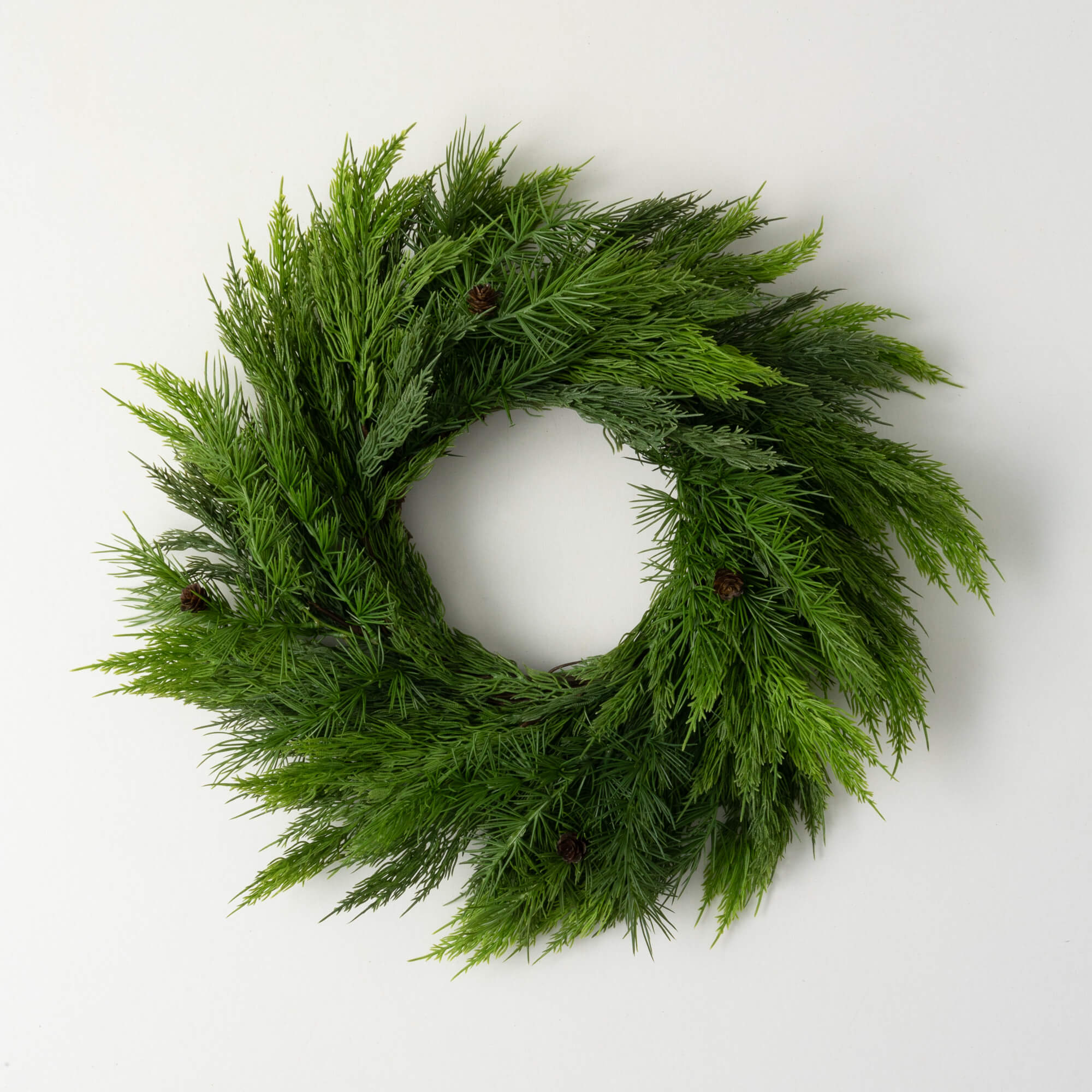 LUSH GREEN CEDAR WREATH